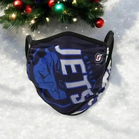 FREE 🆕 NHL Winnipeg Jets Face Covering - Picture 1 of 14